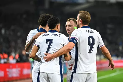 من الأندية إلى المنتخبات.. جارسيا وتوخيل في تجربة جديدة مع كرة القدم